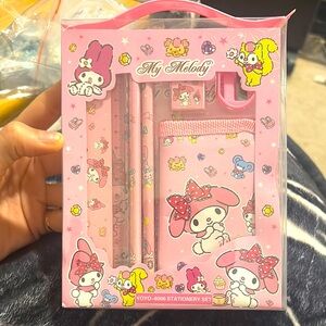 NWT my melody kids stationery set